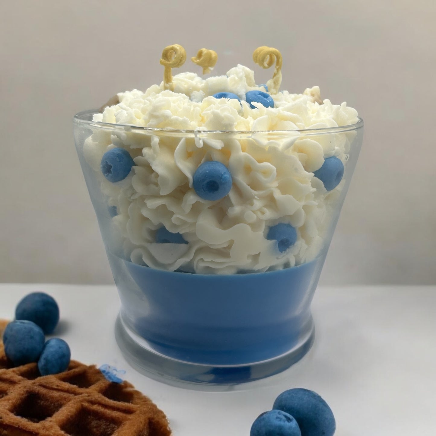 3 Wick Blueberry Waffle Candle -Smells amazing!