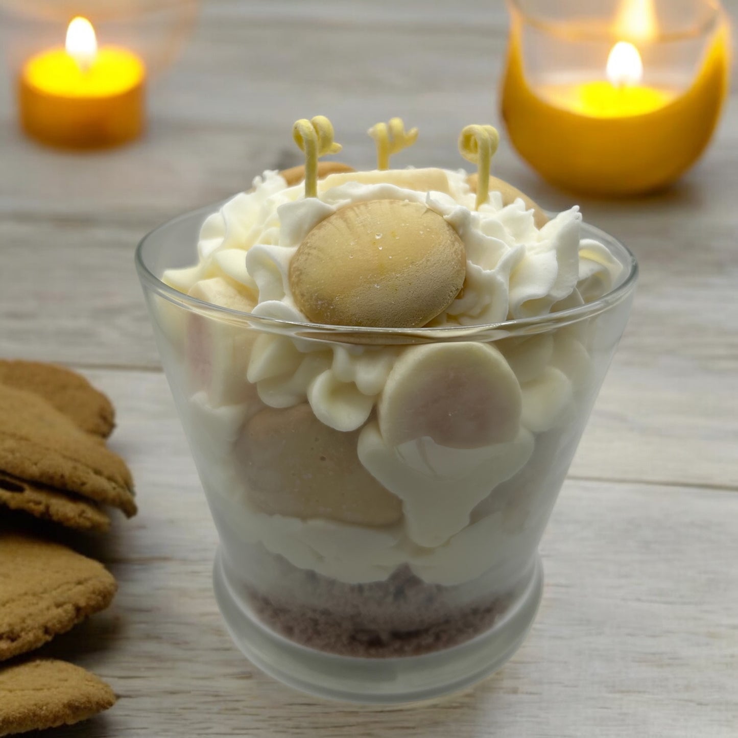 Banana Pudding Candle Smells amazing - Decorative Candle with Banana Pudding scent