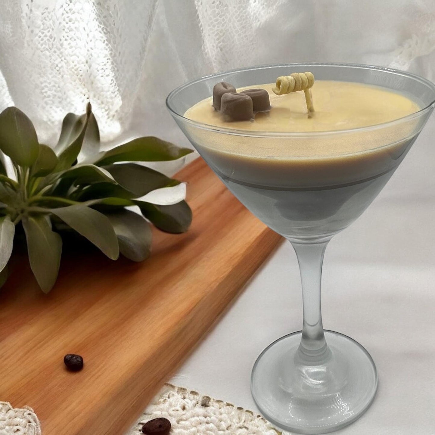 Coffee martini candle- long burn time smells amazing