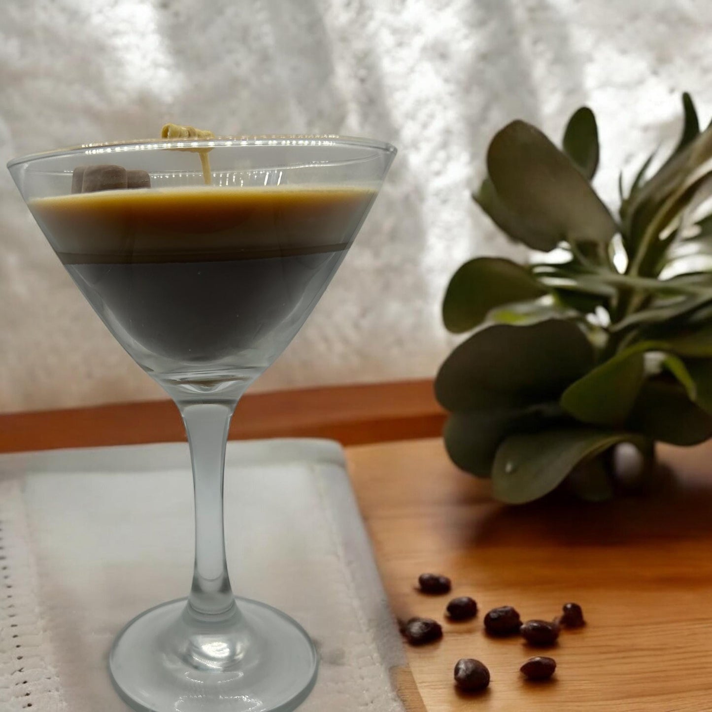 Coffee martini candle- long burn time smells amazing