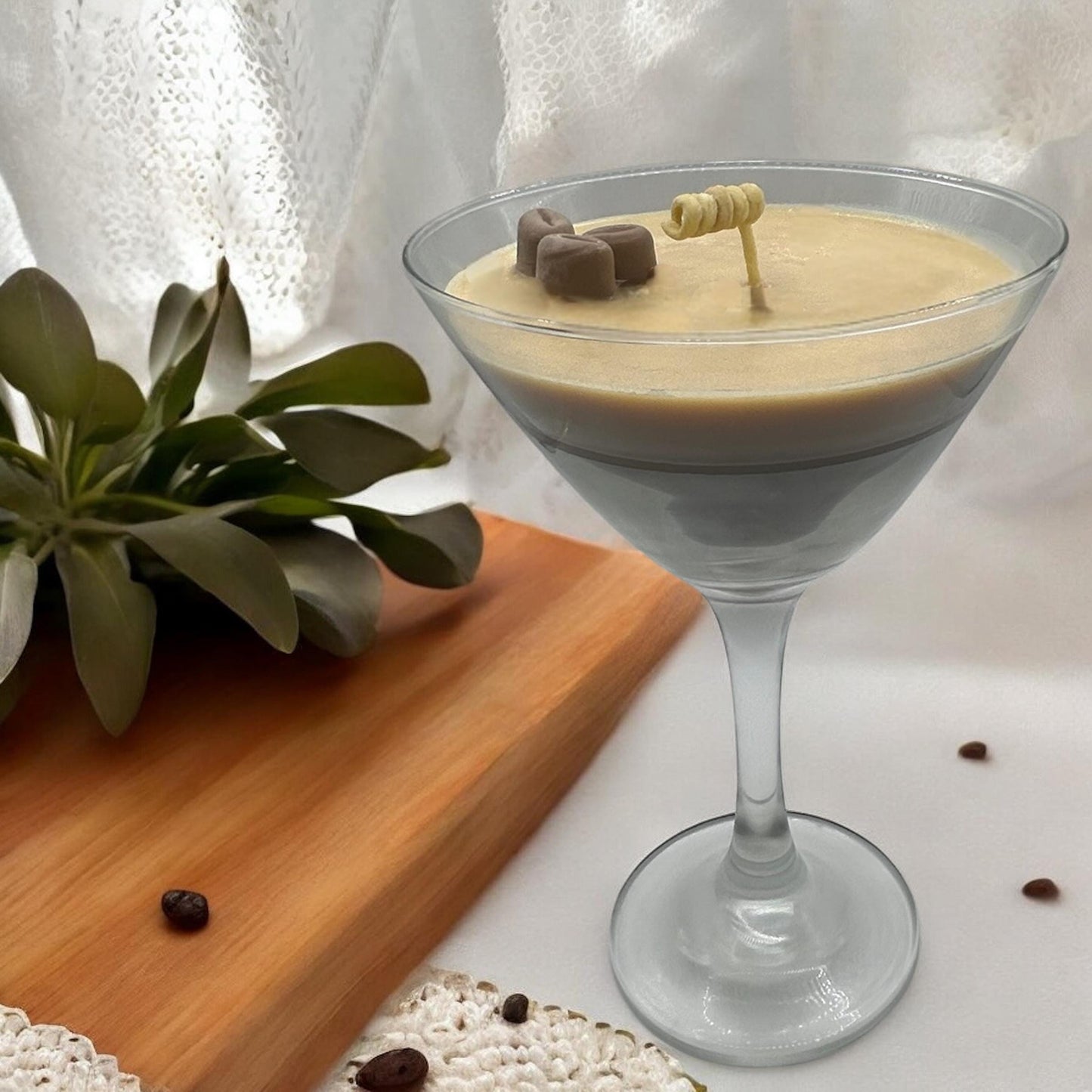 Coffee martini candle- long burn time smells amazing